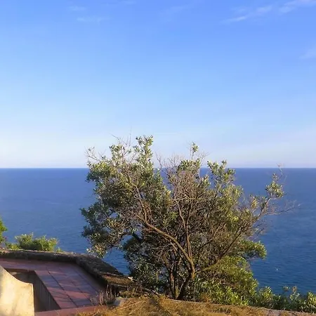 - With Amazing Seaview בית נופש *